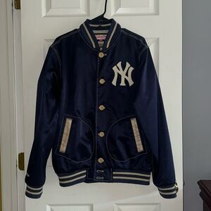 listing-status-banner